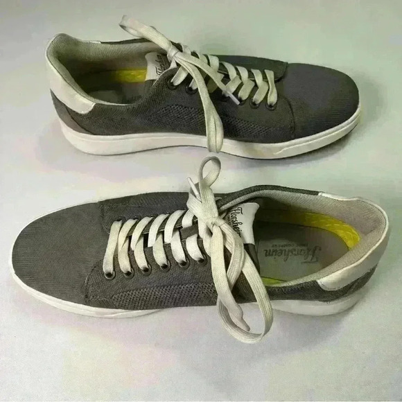 Florsheim
Knit Lace To Toe Sneaker textile, leather uppers. beautiful 10M - Picture 6 of 12